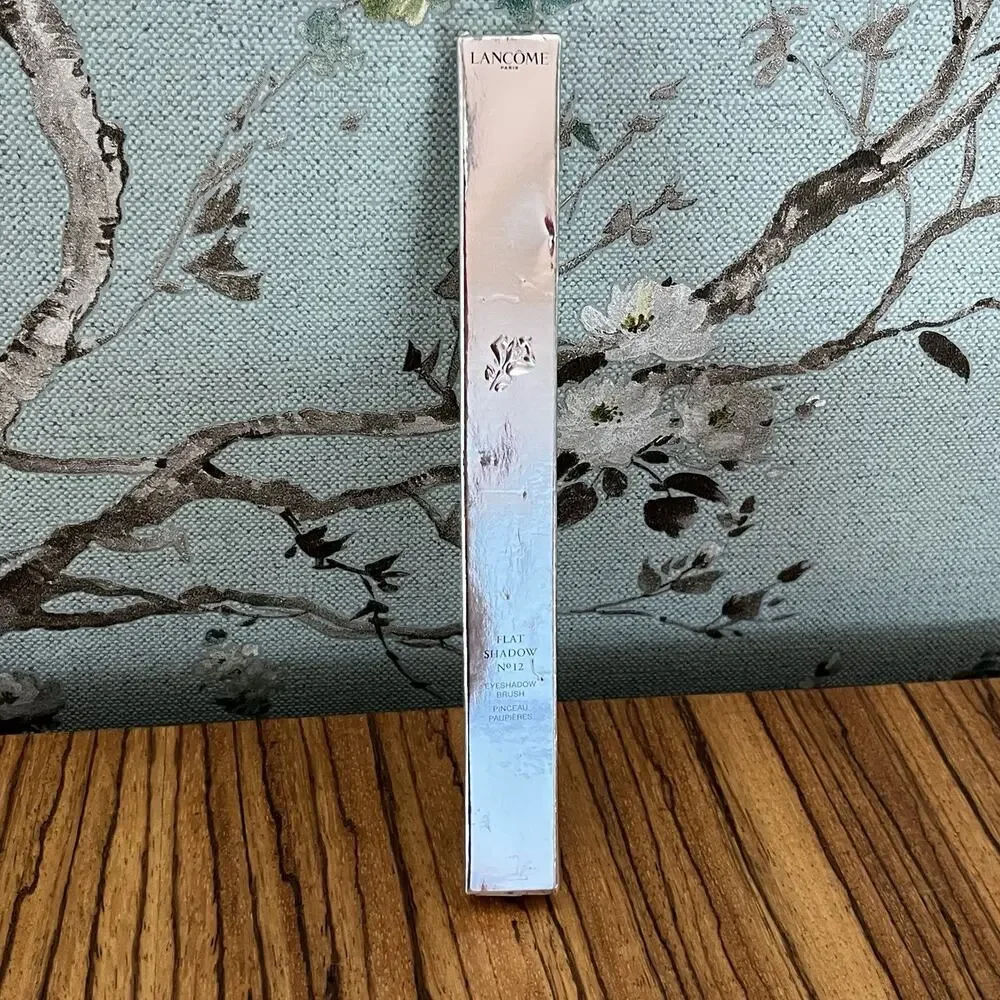 Lancôme Flat Shadow Brush No. 12 Eyeshadow Brush